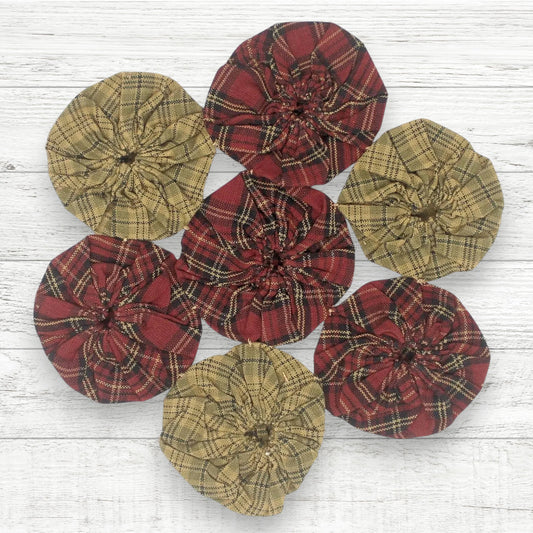 primitive cabin yo-yo homespun fabric candle or table mat