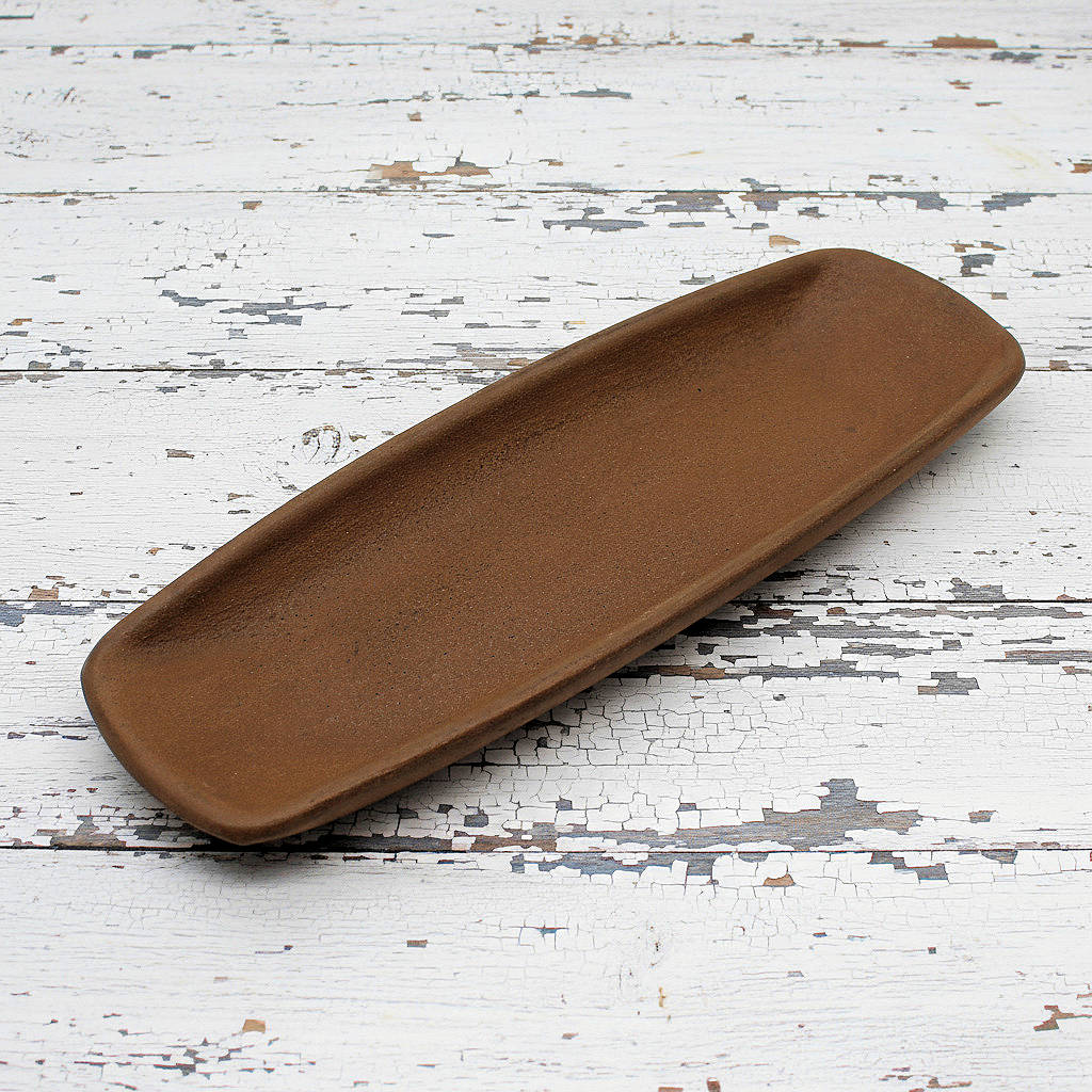 Colonial primitive mustard resin tray