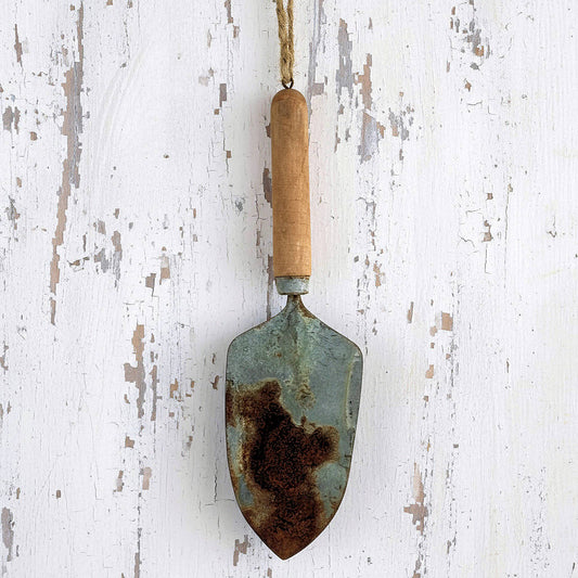 Rusty Tin Galvanized Garden Trowel Cottage Garden Decor